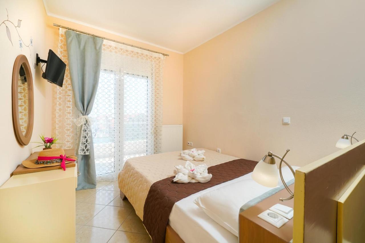 Toula'S House Apartment ลิเมนาเรีย ภายนอก รูปภาพ